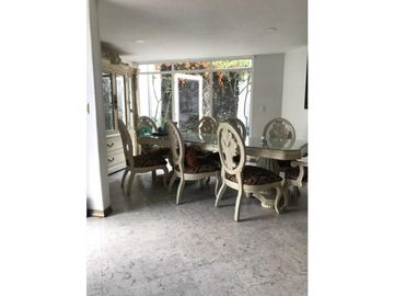 CASA EN VENTA LOMAS DEL MARMOL