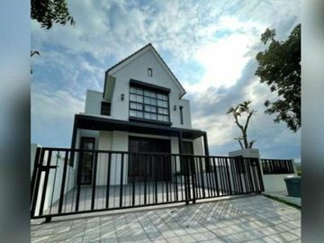 Rumah Cantik SIAP HUNI Type Collete Superior di Citragrand