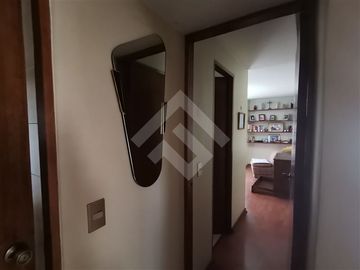 Departamento excelente ubicación barrio el Golf. Living Com...