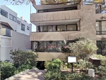 Departamento excelente ubicación barrio el Golf. Living Com...