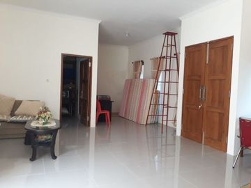 Rumah Luas Siap Huni 5 Kamar Tidur di Purwomartani Jogja