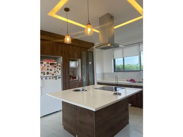 Vendo Hermosa Casa Nueva en Santo Domingo de los Tsáchilas