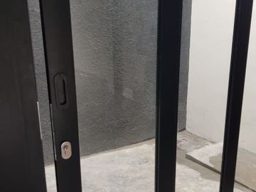 DIJUAL RUMAH MINIMALIS MURAH SEMI FURNSIH DI KENCANA LOKA BSD