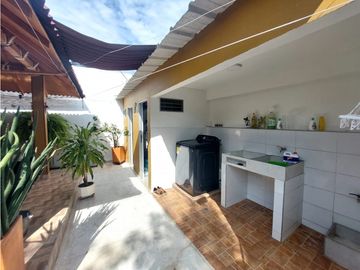 SE VENDE CASA EN BARRIO BUENAVISTA DE MONTERA