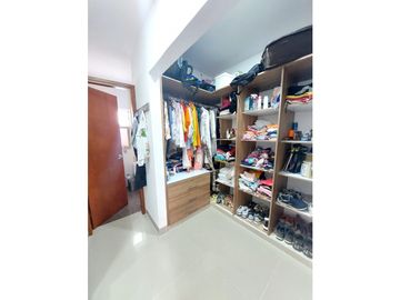 SE VENDE CASA EN BARRIO BUENAVISTA DE MONTERA