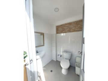 SE VENDE CASA EN BARRIO BUENAVISTA DE MONTERA