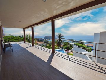 Villa Minimalista con vista al mar - Huatulco