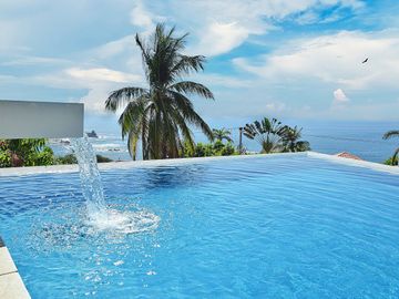 Villa Minimalista con vista al mar - Huatulco