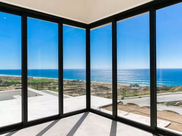 Casa con vista al mar,  7 recamaras, alberca privada, spa, terraza