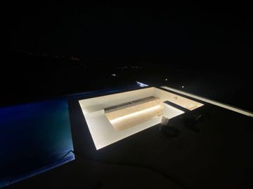 Casa con vista al mar,  7 recamaras, alberca privada, spa, terraza