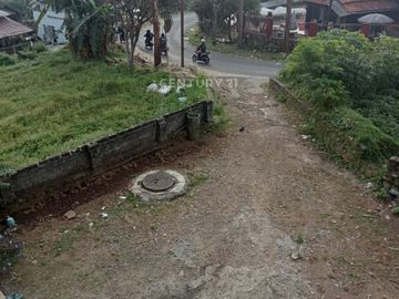 DIJUAL Rumah Dengan Tanah Yang Luas Di Daerah Bandung
