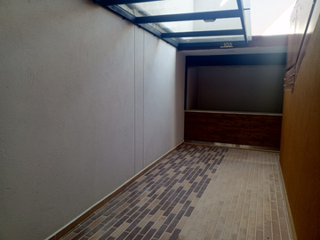 local en arriendo en palatino. Cod A400503