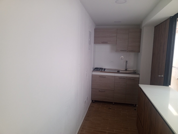 local en arriendo en palatino. Cod A400503