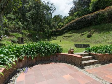 📣 ¡Proyecto Nuevo en Pre-Venta!
🎯 Precios exclusivos por lanzamiento – ¡Aprovecha esta oportunidad!

📍 Condominio Residencial Privado LAS PALMERAS