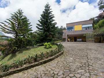📣 ¡Proyecto Nuevo en Pre-Venta!
🎯 Precios exclusivos por lanzamiento – ¡Aprovecha esta oportunidad!

📍 Condominio Residencial Privado LAS PALMERAS