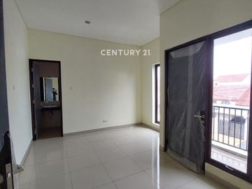 Last Unit Siap Huni Cluster Taman Sari Kota Harapan Indah