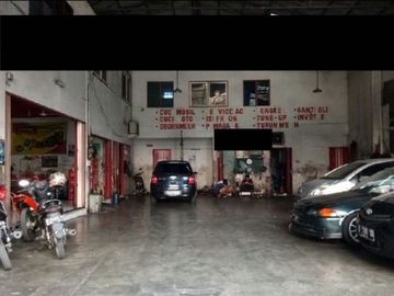 Dijual/Disewakan bangunan di Lamper Tengah cocok untuk usaha