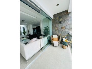 VENDO HERMOSA CASA EN URB EL GOLF