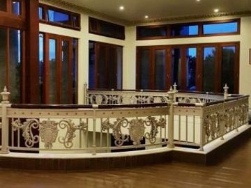 RUMAH ISTANA MURAH DI SURABAYA. FASILITAS LENGKAP