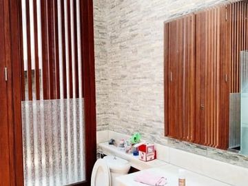 RUMAH ISTANA MURAH DI SURABAYA. FASILITAS LENGKAP