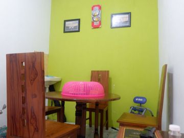 DIJUAL RUMAH LOKASI STRATEGIS DENGAN 3 KAMAR TIDUR