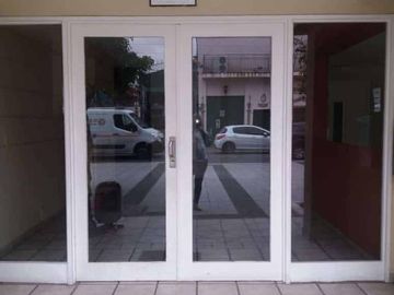 VENTA HERMOSO DEPARTAMENTO DE 2 AMBIENTES EN VERSALLES
