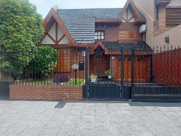 Chalet en venta en Lanus Oeste