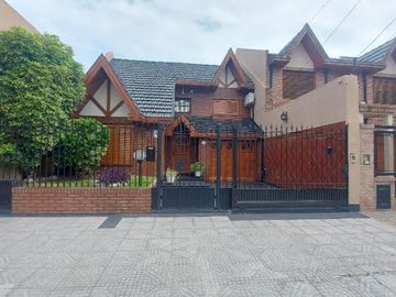 Chalet en venta en Lanus Oeste