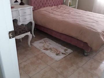 Venta de casa dos pisos SANTA CECILIA - LOS CEIBOS