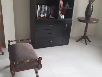 Venta de casa dos pisos SANTA CECILIA - LOS CEIBOS