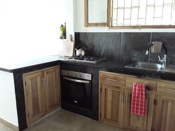 Puerto Lopez - Casa Verde: Se Vende Casa en Zona Rural y Cerca del Mar en Puerto Lopez