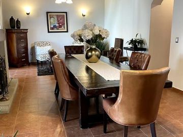Residencia en San Francisco Juriquilla, Bóveda Catalana, Dobles Alturas, Jardín.