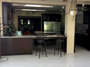 Moderna Residencia en Residencial Campestre Cancún – Espacios Amplios y Naturaleza en la Mejor Ubicación