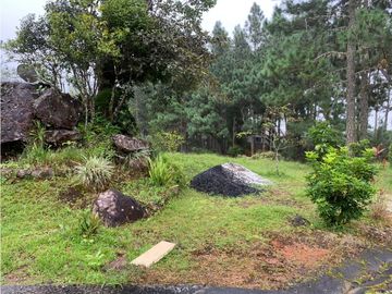 CASA EN VENTA CON JACUZZI EN ALTOS DEL MARIA