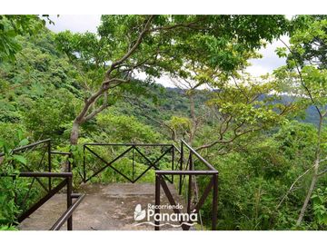 CASA EN VENTA CON JACUZZI EN ALTOS DEL MARIA