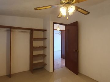 CUMBRES DEL VALLE, CASA EN RENTA 10656 RCR