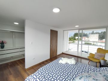 Casas VIP de 3 pisos con master en 2do piso. BBQ, yacuzzi, juegos infantiles
