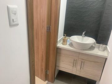 Casas VIP de 3 pisos con master en 2do piso. BBQ, yacuzzi, juegos infantiles