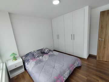 Casas VIP de 3 pisos con master en 2do piso. BBQ, yacuzzi, juegos infantiles