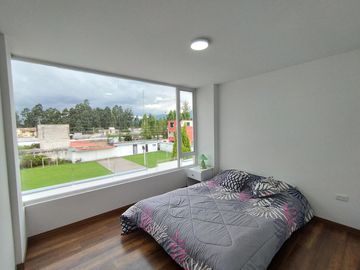 Casas VIP de 3 pisos con master en 2do piso. BBQ, yacuzzi, juegos infantiles