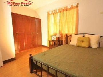 Townhouse for Sale in Antipolo For more inquiries, Pls contact; Donald Portuguez SUN# 0933825---- TM# 0955561----