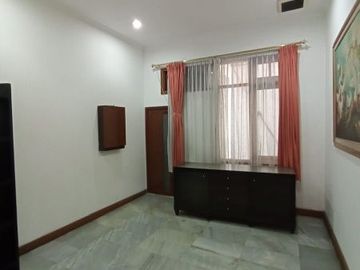 DIJUAL RUMAH at Jl PANGLIMA POLIM PANGPOL, JAKSEL (JARANG ADA)