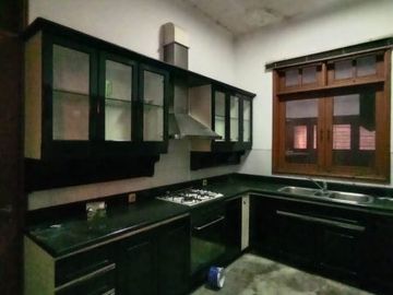DIJUAL RUMAH at Jl PANGLIMA POLIM PANGPOL, JAKSEL (JARANG ADA)