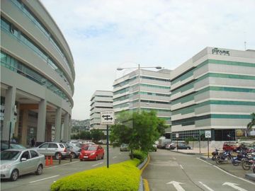 Parque Empresarial Colon Oficina de 500 m2