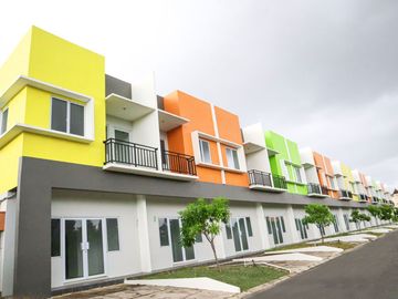 Townhouse 2 LANTAI SIAP HUNI, Batu Aji