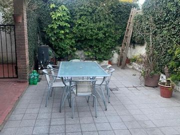 VENTA CASA 5 AMB COCHERA CUBIERTA JARDIN Y PATIO BURZACO