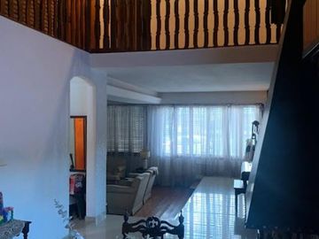 VENTA CASA 5 AMB COCHERA CUBIERTA JARDIN Y PATIO BURZACO