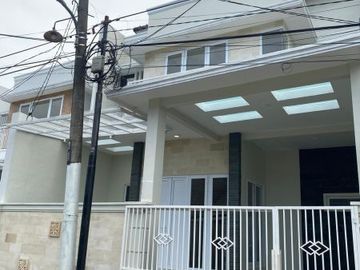 Brand New Home dekat Bintaro, bisa Langsung Huni. DM-8052