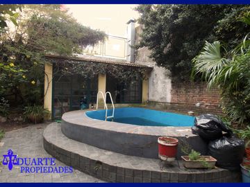 V. PUEYRREDON CASA SOBRE TERRENO PROPIO 6 AMBIENTES + DEPENDENCIA COMPLETA ** TOMO MENOR VALOR 3-4 AMB**