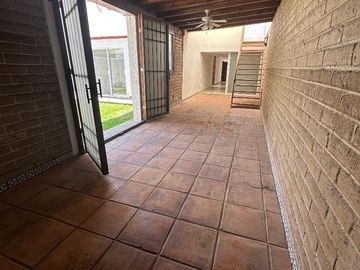 Casa de un piso en Fracc. Arboledas San Ignacio